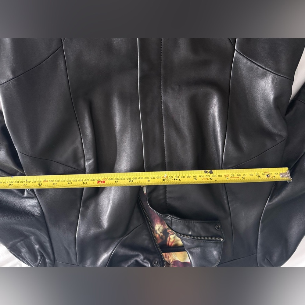 Women’s leather jacket - Picture 5 of 6